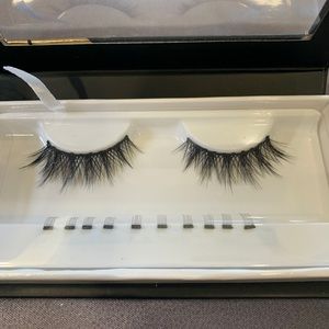 Tori Belle ladies night magnetic lashes and liner